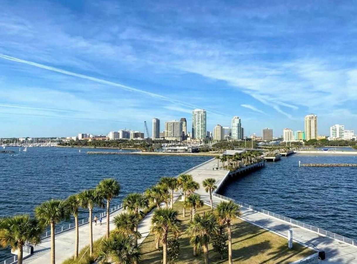 Retro Retreat In Dtsp - Explore The Downtown Area St. Petersburg Exterior foto
