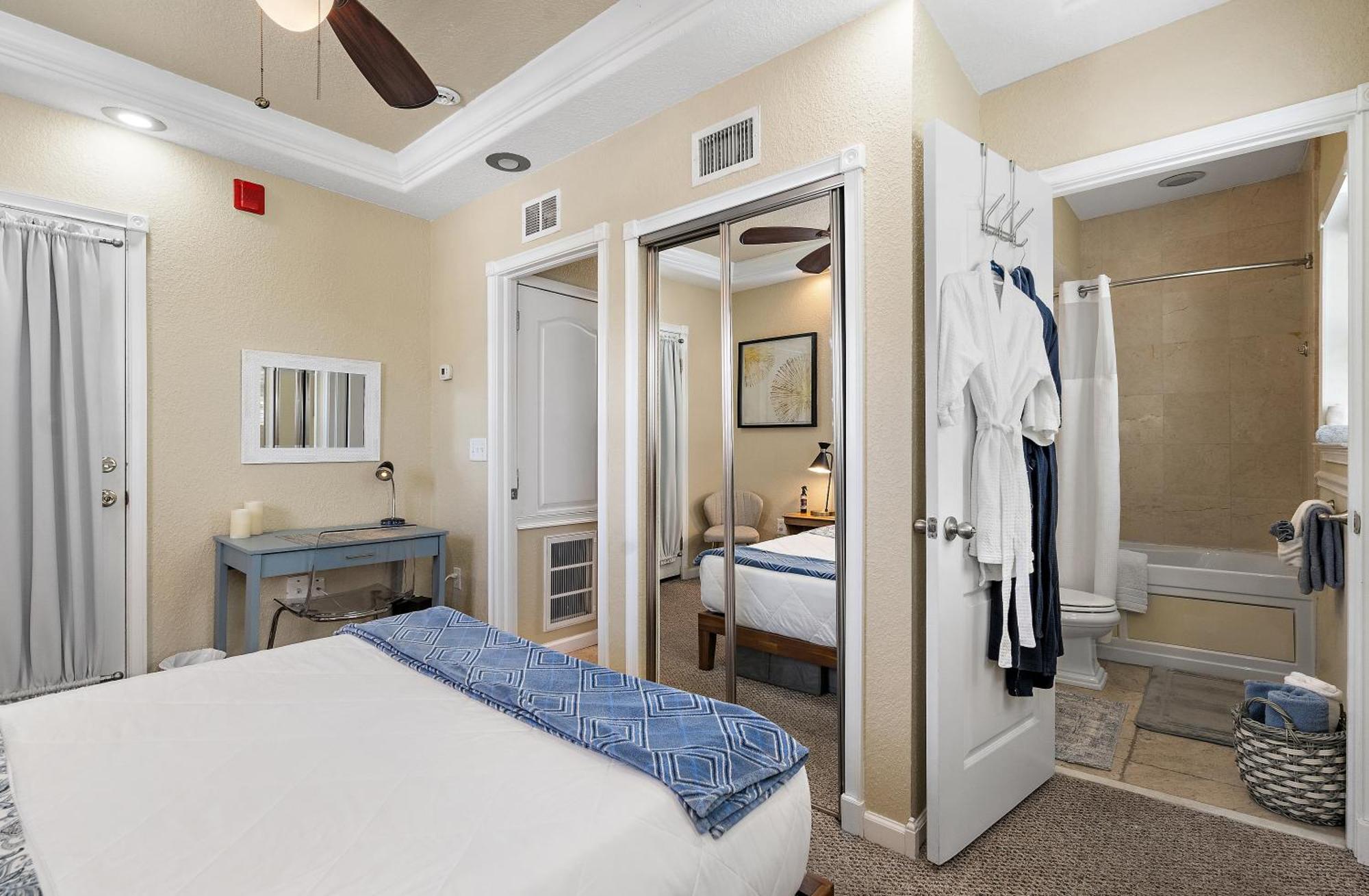 Retro Retreat In Dtsp - Explore The Downtown Area St. Petersburg Exterior foto