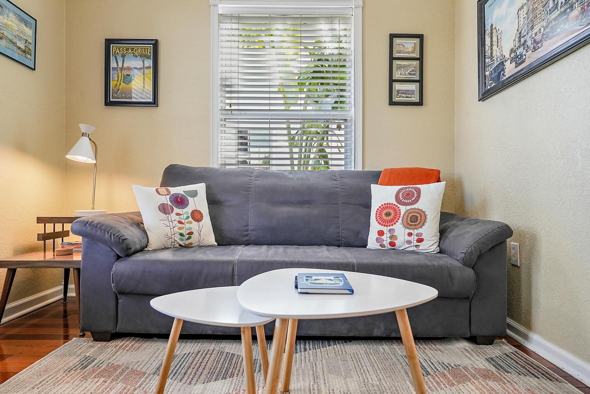 Retro Retreat In Dtsp - Explore The Downtown Area St. Petersburg Exterior foto